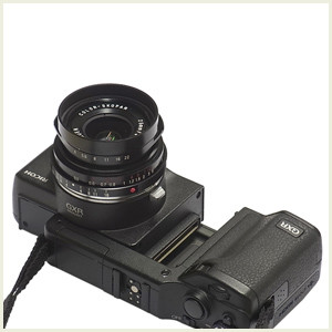 New Ricoh GXR unit accepts Leica M-mount lenses
